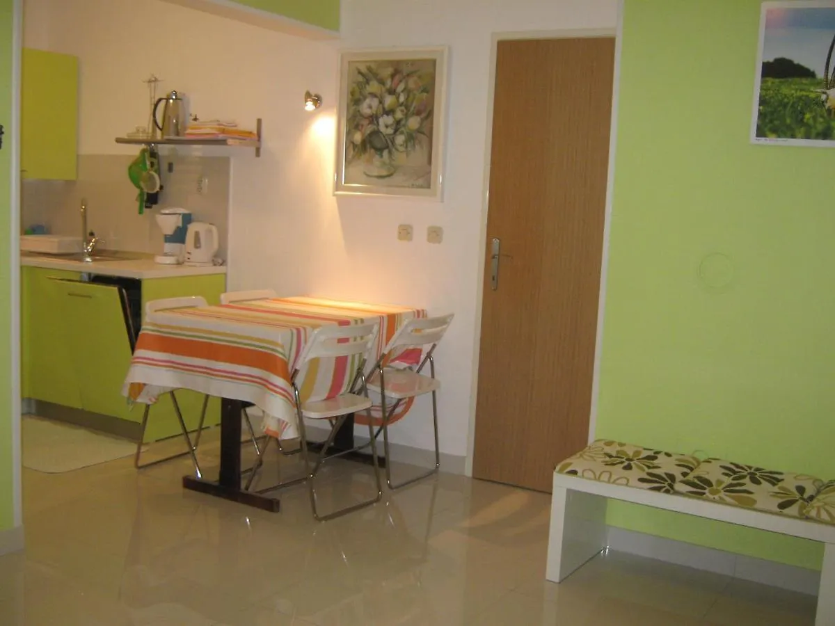 Guest house Bizjak Vinkuran 3*,  Kroatië